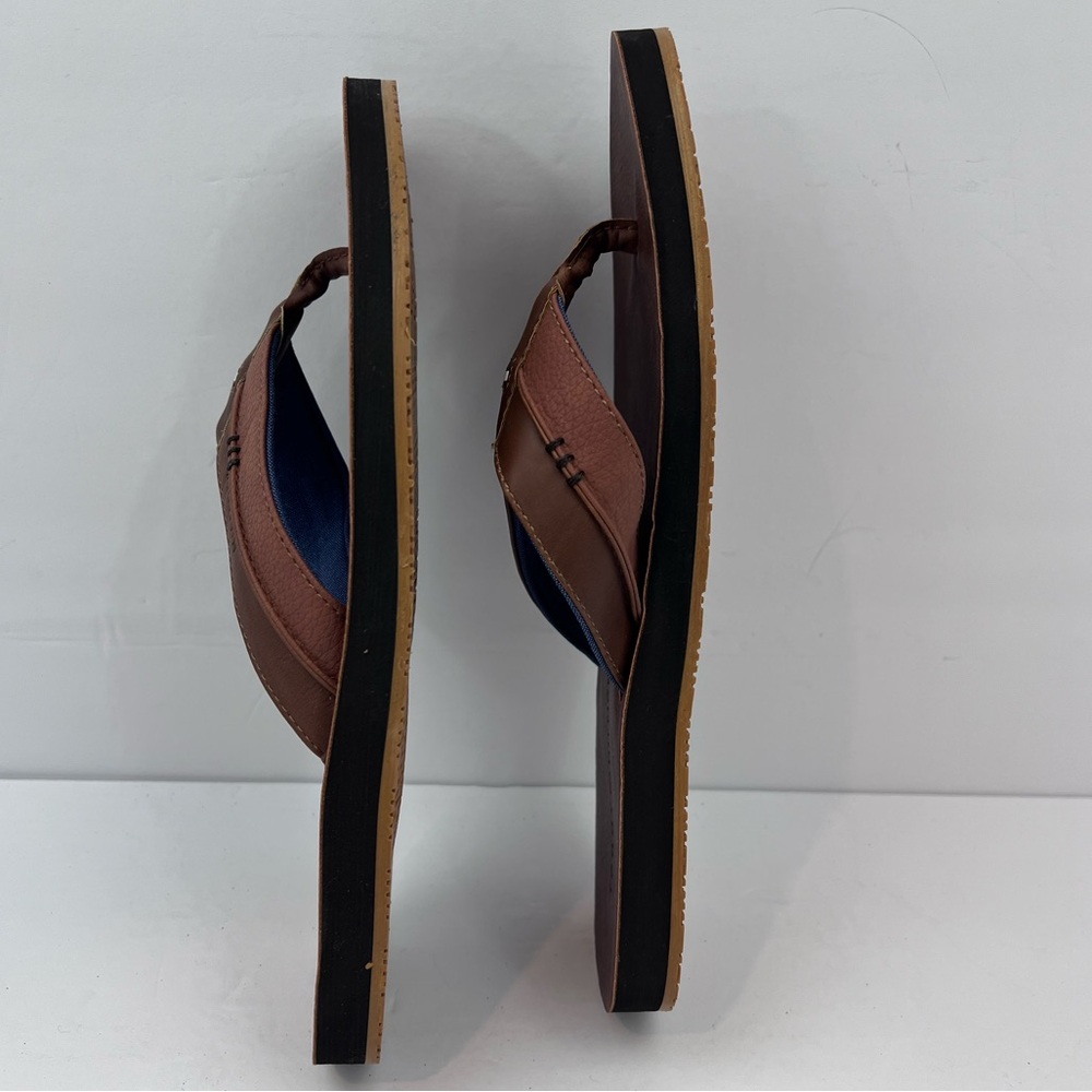 TOMMY HILFIGER, DAVIDSON-T MEN’S LIGHT BROWN FLIP FLOPS, SIZE 9M - Picture 7 of 15